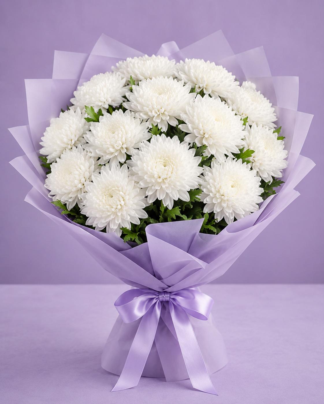Fresh white chrysanthemum flower bouquet from Trelluna